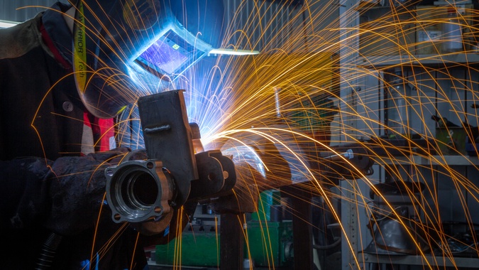 Видео на Youtube-канале: сварка усиленного моста Нива ИЖ-ТЕХНО